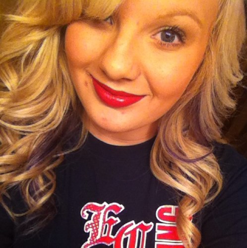 maddey_lol15's profile picture. Ohana means family, family means no one get's left behind or forgotten❤ #teamjesus † #teamjeep #cheerleader #freshman