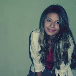       Meu Pai é rico, chama-se Deus e a Ele rendo toda a minha vida .                     Namorada do @jhonyyDiias e torcedora do @americaFCNatal :::::::::: ♥