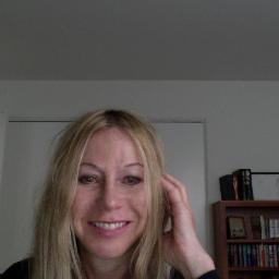 http://t.co/6fFr5XS4 http://t.co/bya5RpYH
writer, realtor, sometime actress.