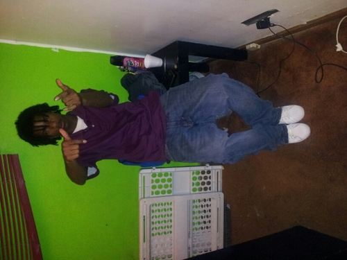 Ayee Follow My Bestf @x_BeautyIsKeyy :)