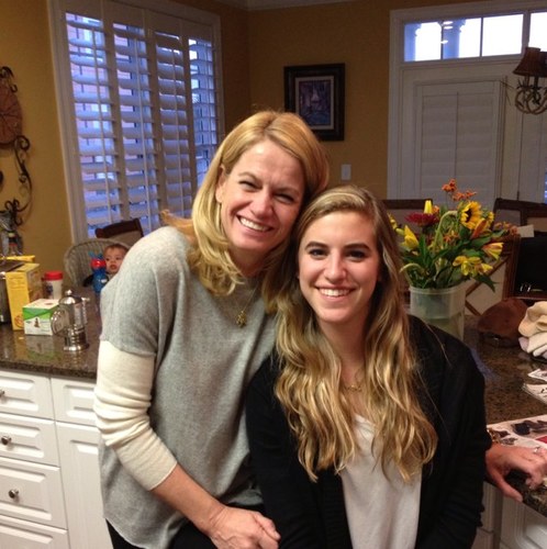 lizzyef's profile picture. 