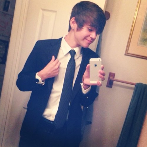 Figure it out. @mrs_constancio9 3 @alexconstancio7 =)