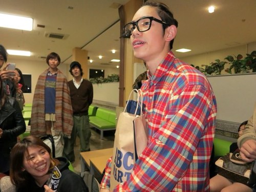 洛南高校→河合大阪校A1→神大工学部応用化学科 dance crew→jetter breakerz