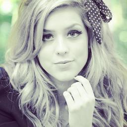 bella100miss's profile picture. sou louca,chata,estranha,perigosa tudo depende de voce!= mais mexa com os amores da minha vida pra voce ve..
LUCY...pelos REBELDES.