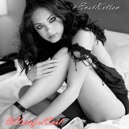 I could rip you to shreds & do my nails at the same time. I have always chosen @FerociousHero_ & always will. Hes the #Ripper to my #EvilKitten (TVD RP 18+ )