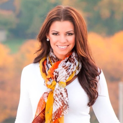 Amy_Nicole31's profile picture. Passionately, completely and ridiculously in love with my heart,my King- JESUS! Humbled & honored to live my dream serving at: @kingdomdreams  @royaltyagency 