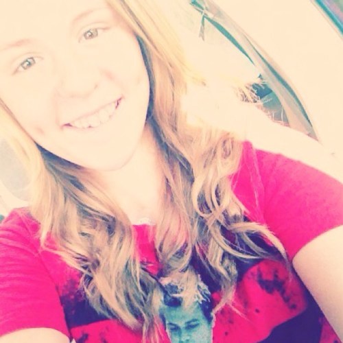 God declares I think of you, and I have plans for you, prosperity and a future filled with hope Jeremiah 29:11 ❤