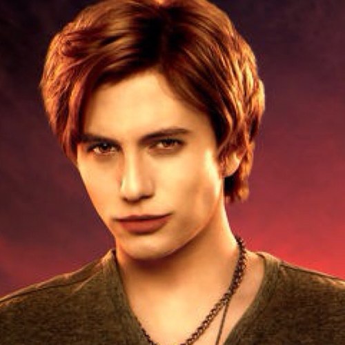 MoodyJazz's profile picture. Jasper Hale here. I control and Change peoples moods. @InsightfulPixie is my life, and I am her soldier. You hurt her, I will rip you to pieces.