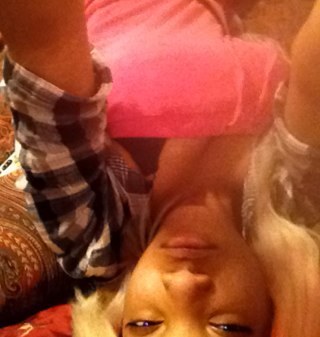 ThatGurl_Rellni's profile picture. SongWriter/Producer/Choreographer/Singer/Rapper/Very Independent & If U Dont like Wut I Post.... Oh Fucking Well Delete Mii Then.