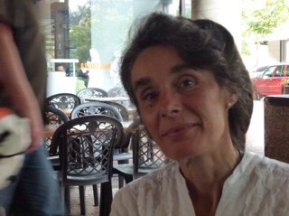 Aprendiz y educadora buscando abrirle puertas al silencio