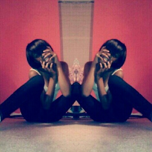 RuleFREE___Life's profile picture. I am Jelayaaaa ' Rapee my follow button cuttiees !