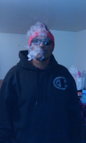 Real nigga since day 1 cause I aint promised day 2 #teamdarkskin #teamLeo #followback #teamLoudpak #steelernation #teamIphone #teanpapertrail