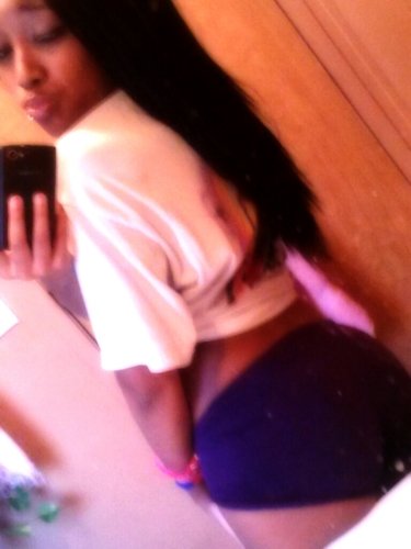 PrettyAsNicole's profile picture. #TEAM LESBIAN , #TEAM PRETTY , #TEAMDGAF