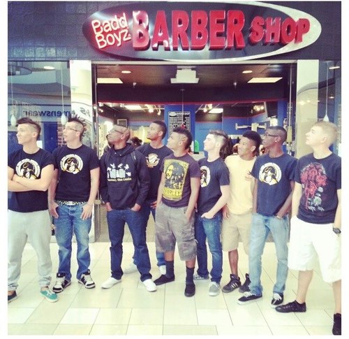 Azywazy's profile picture. 