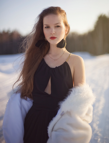 MilanaStark's profile picture. Солнце в глазах