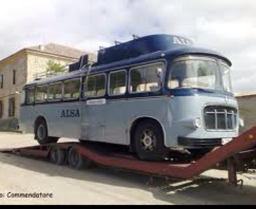 Esta cuenta existe por y para quejarse de Alsa y de los viajes infernales que sufrimos aquellos que por suerte o desgracia debemos usar sus servicios ...