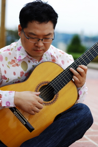 clgitarre's profile picture. 