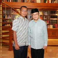 aleks suhanto(@aleksuhanto) 's Twitter Profile Photo