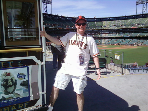 Play. The. Kids.  SF Native- diehard fan of SF Giants & entire farm system;  Niners; Warriors; US Navy retired ; SDSU; SFSU  grad