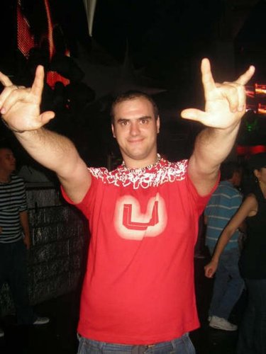 cristobal_xbal's profile picture. vive la vida que son dos dias !!!