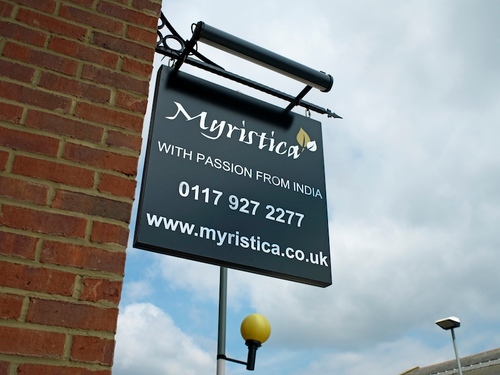 Hi I'm Amit, manager of Myristica Indian restaurant in Bristol. Love curry, spice and all things nice! https://t.co/QLjnq8n99h