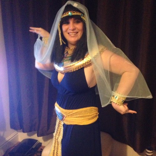 rhiandav's profile picture. 