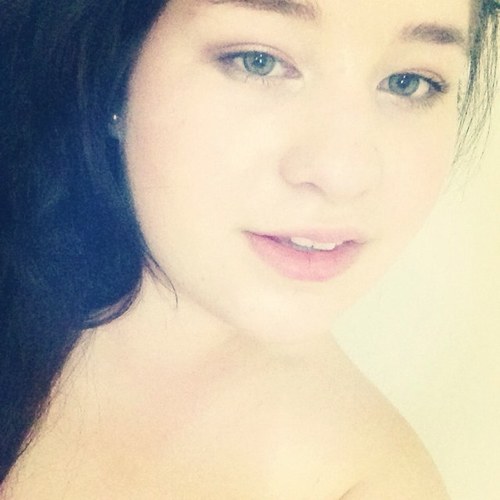 teen. brisbane. ONE DIRECTION. family & friends. music. :)