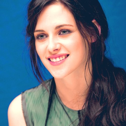 BiteMeKStew's profile picture. KrisbianForLife! I ♥ Twilight & TVD! music & my horses are my life! I love you @BeliebInRobsten ♥