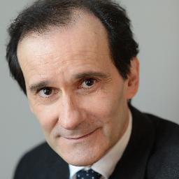 Avocat à la Cour, professeur des Facultés de droit, candidat au Bâtonnat 2016