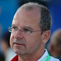 Business Coach & Accelerator | Strategy | Motorsport l Driver coach l Owner Motorsport Academy l We make Champions @grouve_sport https://t.co/LUCAYEwqYD