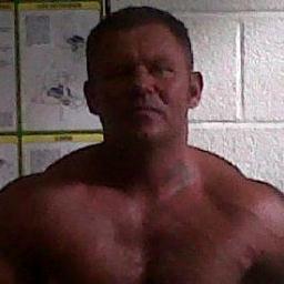 ***100 % fitness addict.***
***love bodybuilding.***

***muay thai  boxing.***
***and feeling good.*** #fitfam
