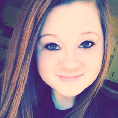 AshleyMarie_ily's profile picture. hey