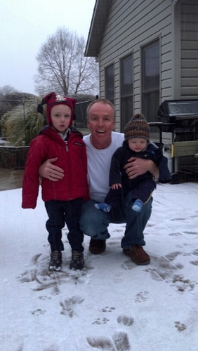 bobstopit's profile picture. 