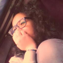 Ciao allora mi chiamo Mariangela e ho 12 anni :)
Io amo alla follia Gerardo Pulli e Emis Killa :) amo anche entics e i 1D 3