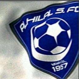 طالبة جامعية اعشق الاطفال واحب تدرسيهم اعشق لعب الكرة اشجع نادي الهلال