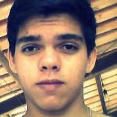 Corra atrás de quem te faz feliz, pois, o tempo não para.