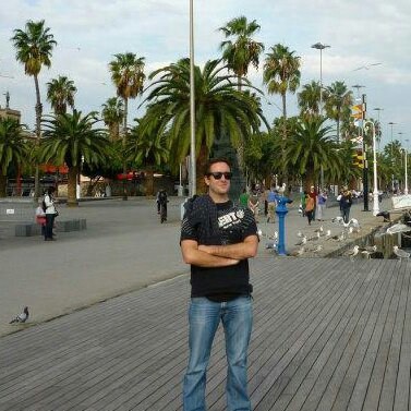 outspoken, mad about sports and music, Belgian and proud of it!!!