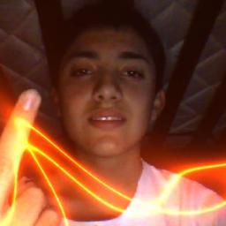 eems.. me llamo Sebastián, Tengo 16 años y eso haha :D