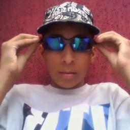 sou o caio curto bastante funk e tenho um sonho de conhcer o mc nego blue mc dede e mc daleste