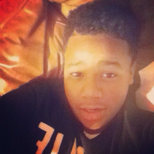 I Follow Back  
Instagram : Kobe_Hco