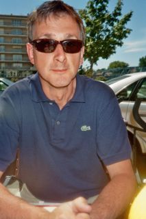 Informatie manager, vinoloog, voormalig roeier, vader, echtgenoot.