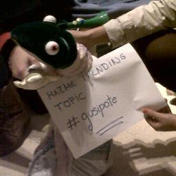 Lagarto, estudiante, sevillano, fiestero y aficionado a la cata de alcohol. Voy a clase para hacer los sudokus y me paso el día en el balcón. Sígueme.