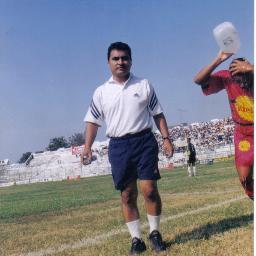 charlesvarelad1's profile picture. Doctor en Medicina y diplomado - especialidad en gerencia de salud publica - médico tratante - presidente de Liga deportiva cantonal de Quevedo.