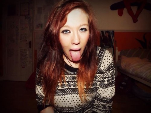 Follow me i'll follow back :)