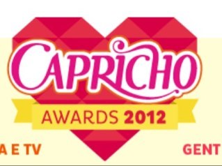http://t.co/salfG72P VOTE EM TODOS OS REBELDES NO CAPRICHO AWARDS