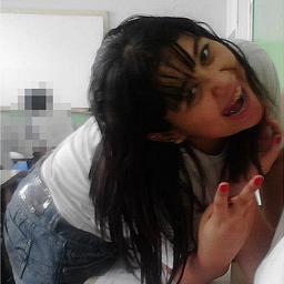 aai , manw. não devo não temo esse é meu lema !  ñ vou mudar meu conceito, esse é o foco e já era. ♫ ;))' desacreditar ? nem Pensar, firmona eu sigo em frente.