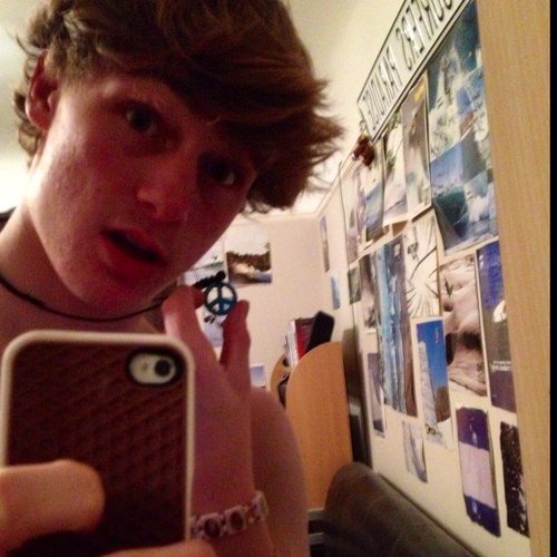 ljjacey's profile picture. Follow For A Follow!!! Snowboarder, surfer, lifeguard!! ☺