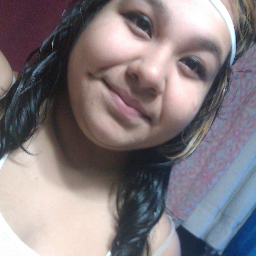 hei , follow mee ;3 ,ill follow back ^.^
& unfollowers t(-_-)t .