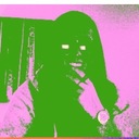 Laura Ettinger - @Love2LaughGk - Twitter