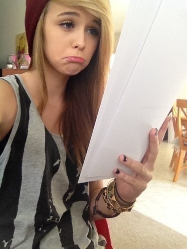 AcaciasLawlorff's profile picture. Hi! I love @KshaClark she's my role model 3 I'm Nalia, 13, I live in florida!
Oh! and I love tacos. #stayweird
Oh and Harry Styles 3